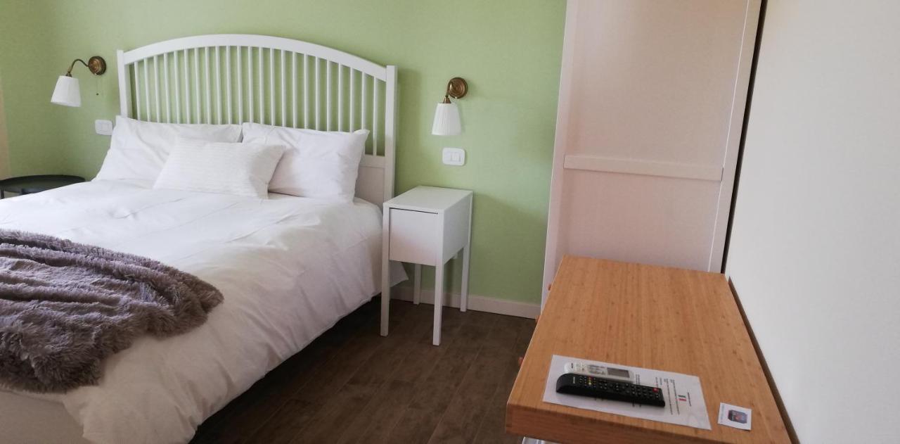 Il Melograno Bed & Breakfast Гарда Екстериор снимка